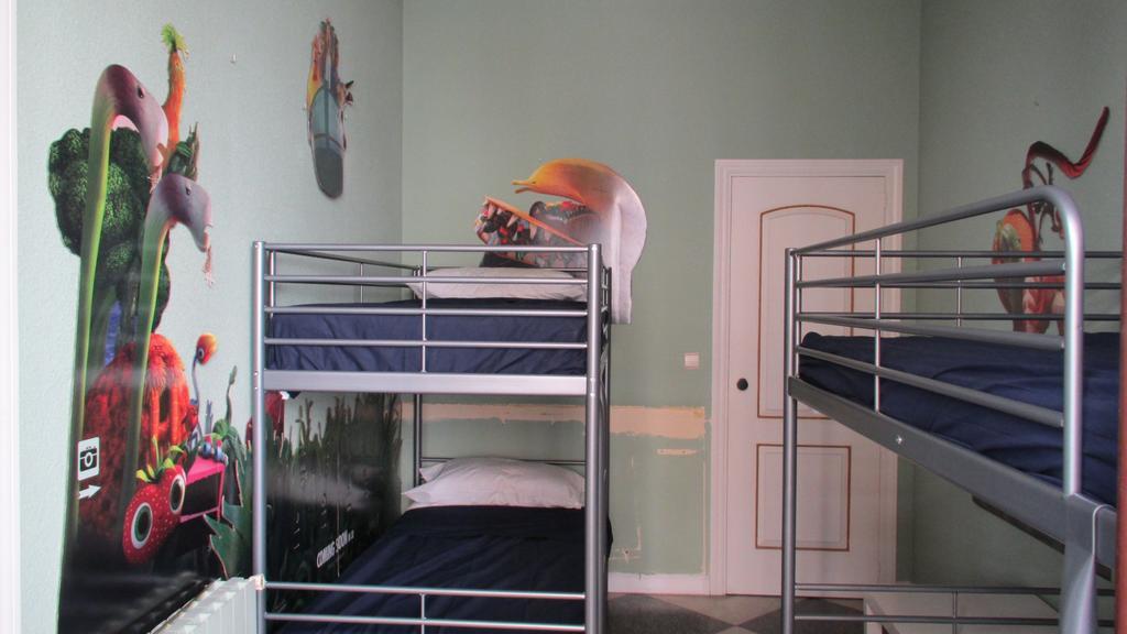 San Juan Hostel Мадрид Екстериор снимка